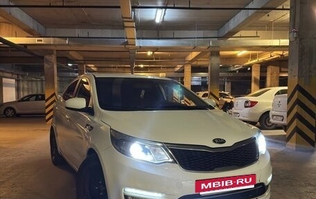 KIA Rio III рестайлинг, 2017 год, 650 000 рублей, 2 фотография