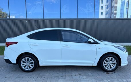 Hyundai Solaris II рестайлинг, 2020 год, 1 499 999 рублей, 6 фотография