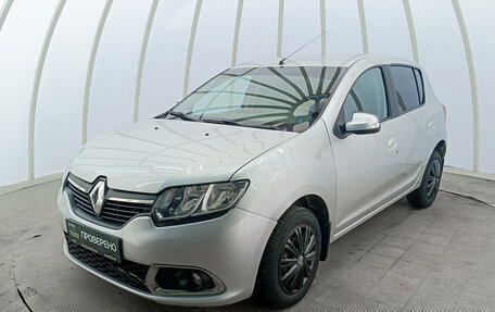 Renault Sandero II рестайлинг, 2015 год, 799 000 рублей, 5 фотография