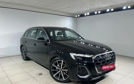 Audi Q7, 2024 год, 15 790 000 рублей, 2 фотография