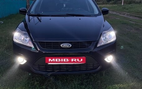 Ford Focus II рестайлинг, 2010 год, 850 000 рублей, 2 фотография