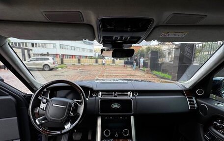 Land Rover Range Rover IV рестайлинг, 2018 год, 6 900 000 рублей, 18 фотография