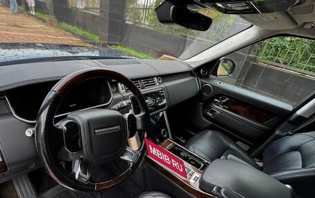 Land Rover Range Rover IV рестайлинг, 2018 год, 6 900 000 рублей, 13 фотография