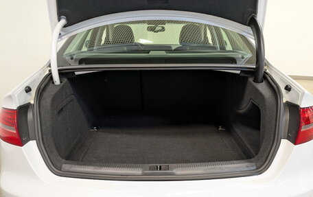 Audi A4, 2015 год, 1 650 000 рублей, 10 фотография