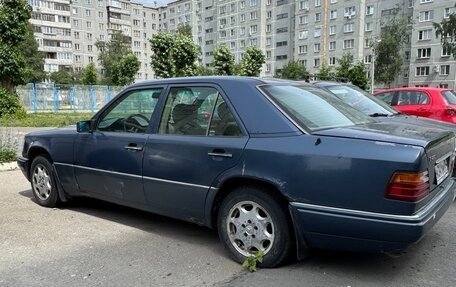Mercedes-Benz E-Класс, 1993 год, 220 000 рублей, 6 фотография