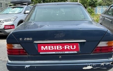 Mercedes-Benz E-Класс, 1993 год, 220 000 рублей, 3 фотография