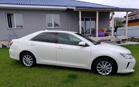 Toyota Camry, 2017 год, 1 557 000 рублей, 3 фотография