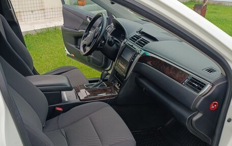 Toyota Camry, 2017 год, 1 557 000 рублей, 6 фотография
