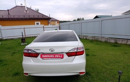 Toyota Camry, 2017 год, 1 557 000 рублей, 4 фотография
