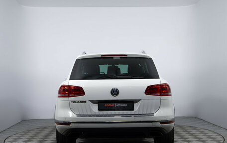 Volkswagen Touareg III, 2015 год, 1 940 000 рублей, 6 фотография