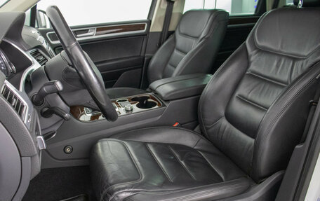 Volkswagen Touareg III, 2015 год, 1 940 000 рублей, 12 фотография