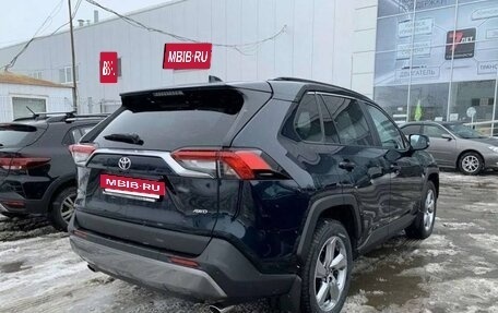 Toyota RAV4, 2020 год, 3 700 000 рублей, 3 фотография