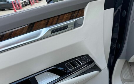 Cadillac Escalade V, 2025 год, 21 490 000 рублей, 18 фотография