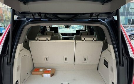 Cadillac Escalade V, 2025 год, 21 490 000 рублей, 15 фотография