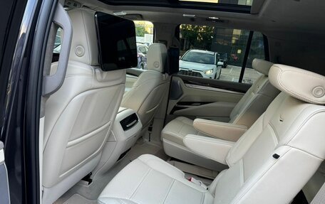 Cadillac Escalade V, 2025 год, 21 490 000 рублей, 25 фотография