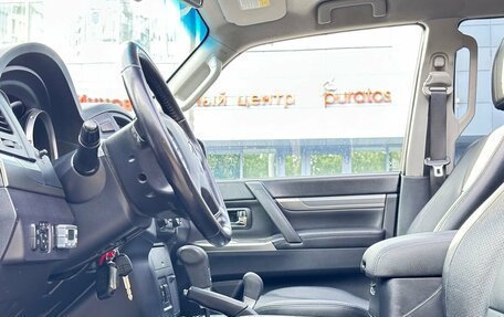 Mitsubishi Pajero IV, 2011 год, 2 500 000 рублей, 13 фотография