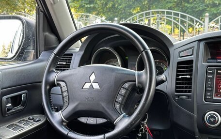 Mitsubishi Pajero IV, 2011 год, 2 500 000 рублей, 19 фотография
