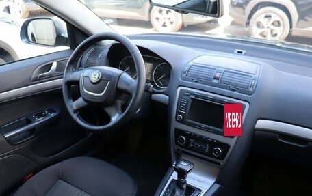 Skoda Octavia, 2011 год, 800 000 рублей, 13 фотография