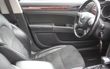 Skoda Superb III рестайлинг, 2011 год, 897 000 рублей, 14 фотография