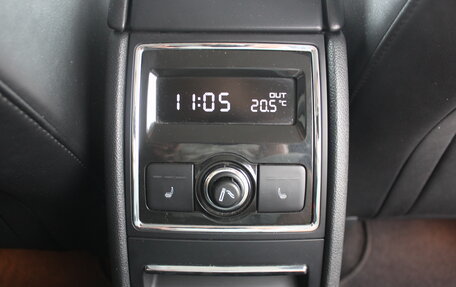 Skoda Superb III рестайлинг, 2011 год, 897 000 рублей, 17 фотография