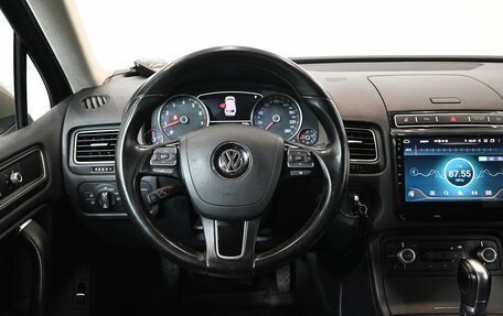 Volkswagen Touareg III, 2015 год, 2 950 000 рублей, 17 фотография