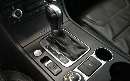 Volkswagen Touareg III, 2015 год, 2 950 000 рублей, 18 фотография