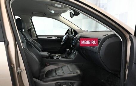 Volkswagen Touareg III, 2015 год, 2 950 000 рублей, 10 фотография
