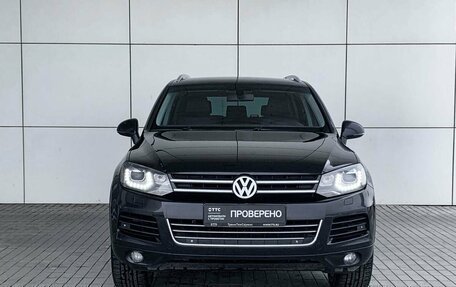 Volkswagen Touareg III, 2012 год, 1 600 000 рублей, 2 фотография