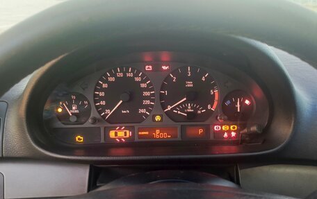 BMW 3 серия, 2004 год, 691 000 рублей, 8 фотография