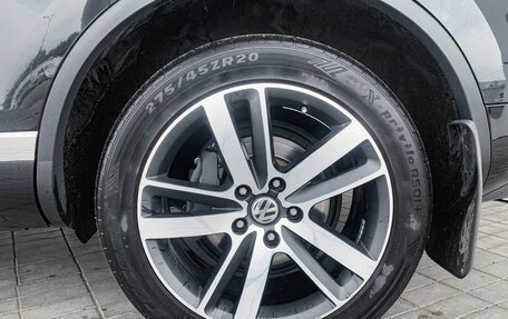 Volkswagen Touareg III, 2012 год, 1 600 000 рублей, 22 фотография