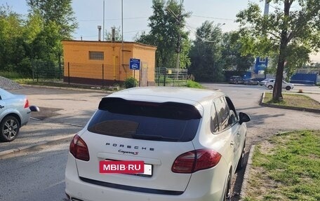 Porsche Cayenne III, 2011 год, 2 370 000 рублей, 4 фотография