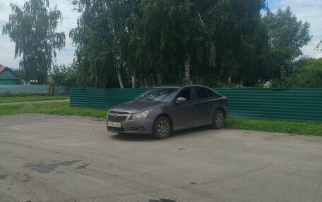 Chevrolet Cruze II, 2011 год, 580 000 рублей, 13 фотография