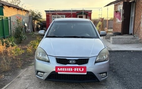 KIA Rio II, 2009 год, 690 000 рублей, 2 фотография