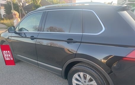 Volkswagen Tiguan II, 2017 год, 2 200 000 рублей, 6 фотография
