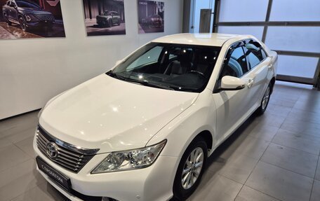 Toyota Camry, 2012 год, 1 390 000 рублей, 7 фотография