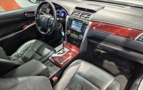 Toyota Camry, 2012 год, 1 390 000 рублей, 20 фотография