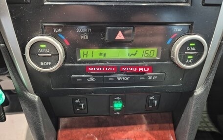 Toyota Camry, 2012 год, 1 390 000 рублей, 28 фотография