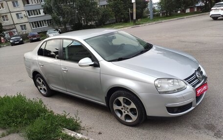 Volkswagen Jetta VI, 2009 год, 750 000 рублей, 1 фотография