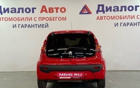 Peugeot 107 I рестайлинг, 2013 год, 510 000 рублей, 4 фотография