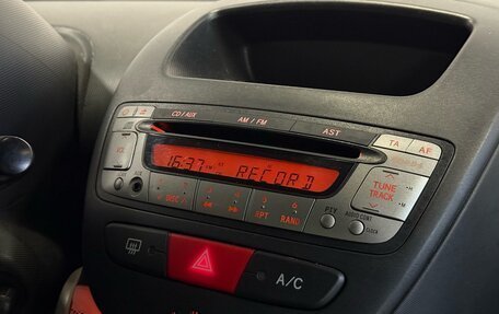 Peugeot 107 I рестайлинг, 2013 год, 510 000 рублей, 11 фотография
