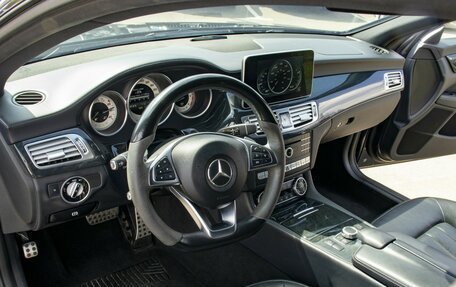 Mercedes-Benz CLS, 2017 год, 3 064 000 рублей, 14 фотография