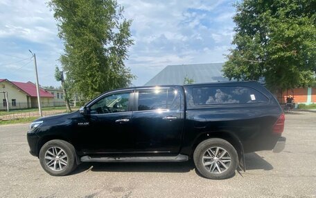 Toyota Hilux VIII, 2017 год, 3 100 000 рублей, 4 фотография