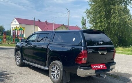 Toyota Hilux VIII, 2017 год, 3 100 000 рублей, 5 фотография