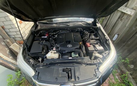Toyota Hilux VIII, 2017 год, 3 100 000 рублей, 14 фотография