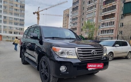 Toyota Land Cruiser 200, 2014 год, 4 000 000 рублей, 2 фотография