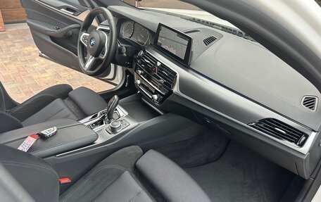 BMW 5 серия, 2020 год, 4 590 000 рублей, 11 фотография