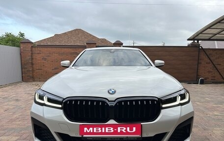 BMW 5 серия, 2020 год, 4 590 000 рублей, 2 фотография