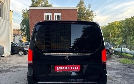 Mercedes-Benz V-Класс, 2019 год, 4 200 000 рублей, 4 фотография