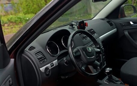 Skoda Yeti I рестайлинг, 2012 год, 750 000 рублей, 7 фотография
