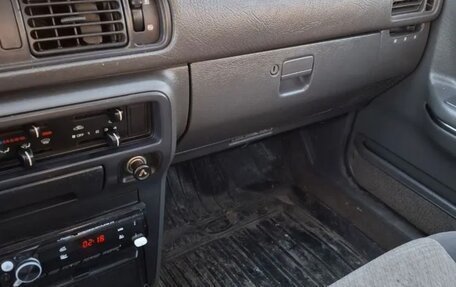 Mazda 626, 1988 год, 170 000 рублей, 8 фотография